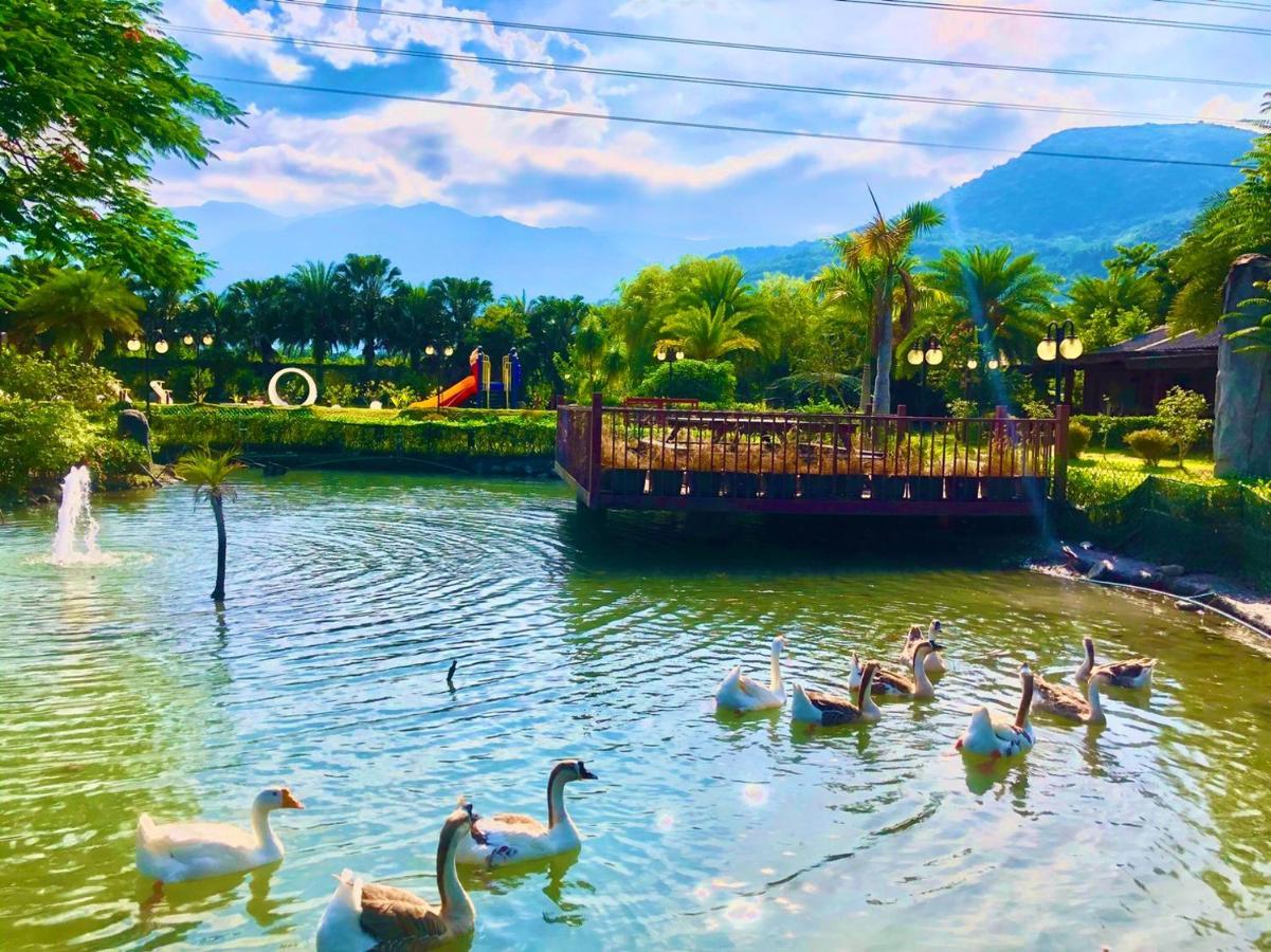 Ruisui Palm Lakes B&B エクステリア 写真