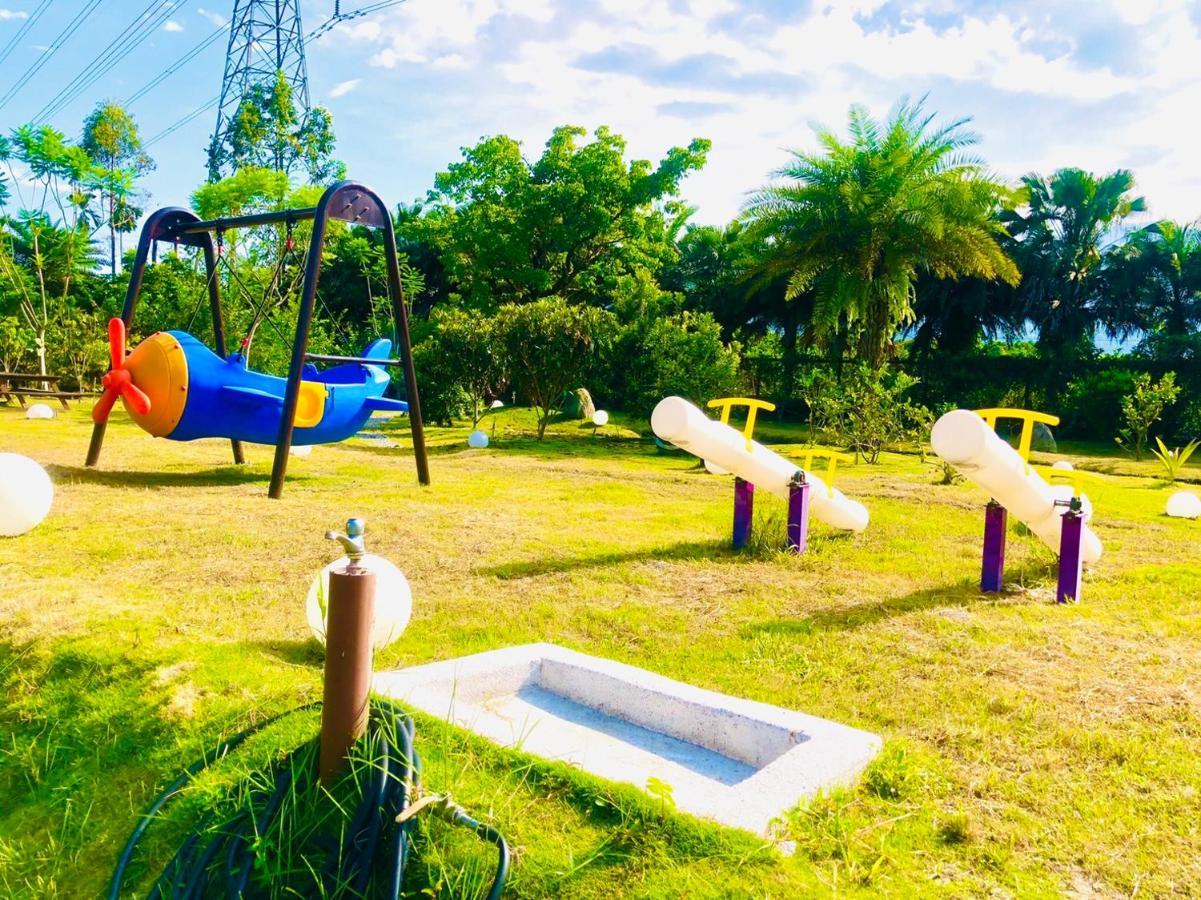 Ruisui Palm Lakes B&B エクステリア 写真